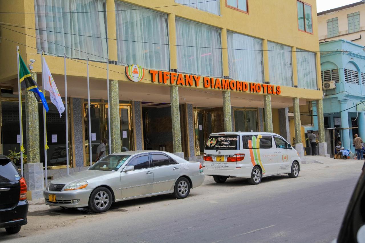 Tiffany Diamond Hotels Ltd - Makunganya Dar es Salaam Exterior foto