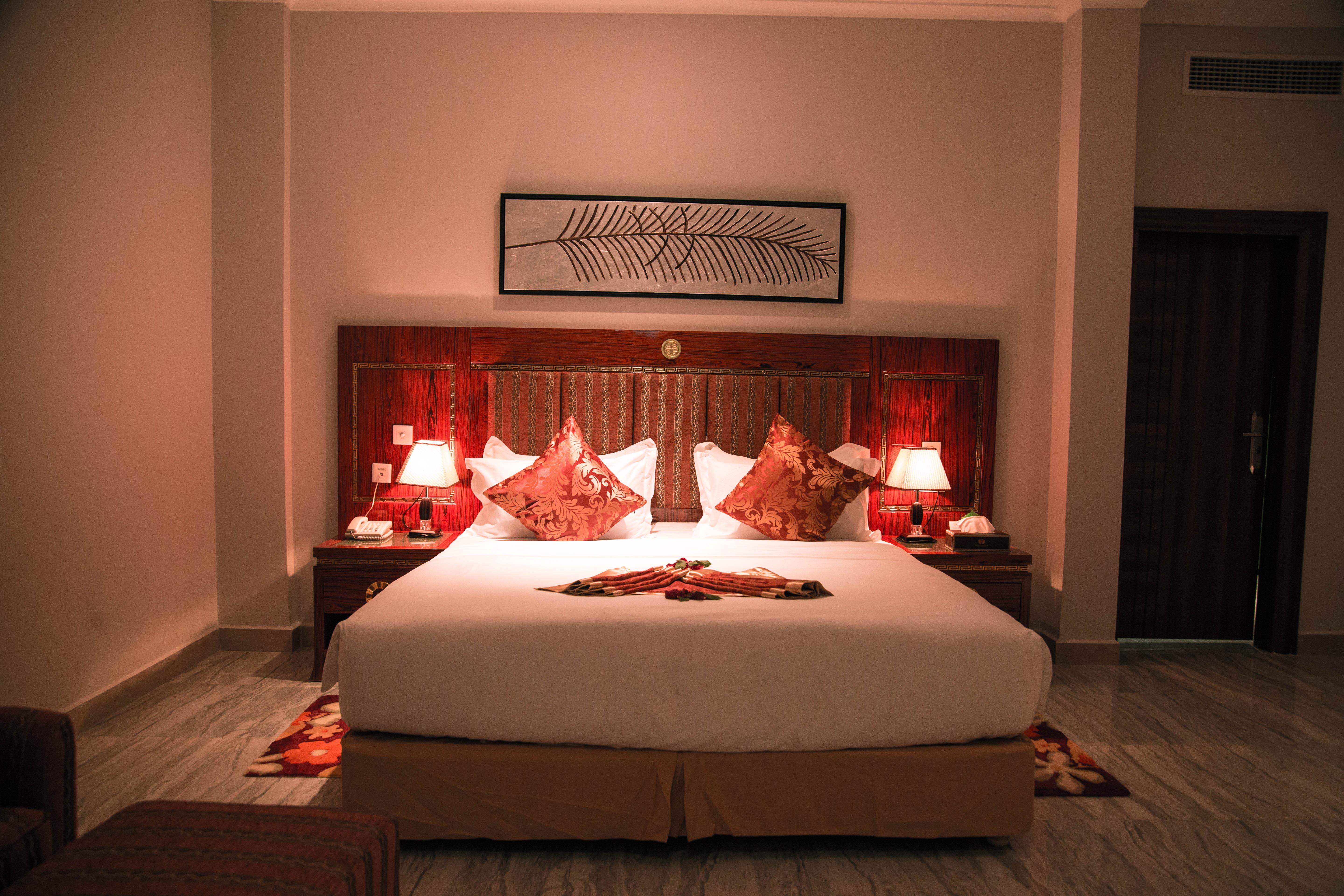 Tiffany Diamond Hotels Ltd - Makunganya Dar es Salaam Exterior foto